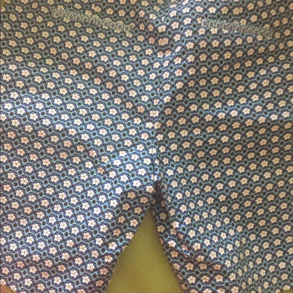 Adorable cute print blue shorts! - Picture 3 of 5